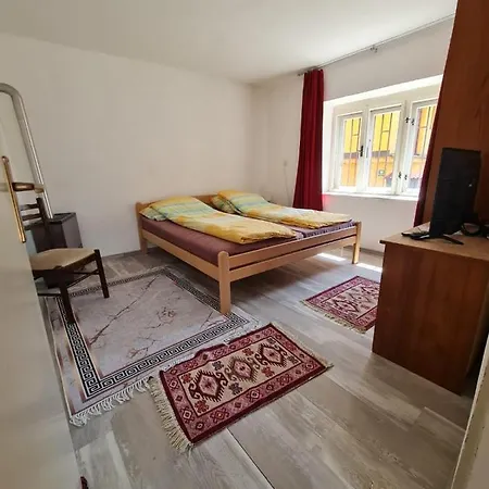 Ab- 1 Apartment *